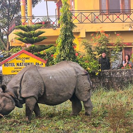 Hotel National Park Sauraha- Homely Stay And Peaceful Location With Jungle Safari Arrangements Eksteriør billede