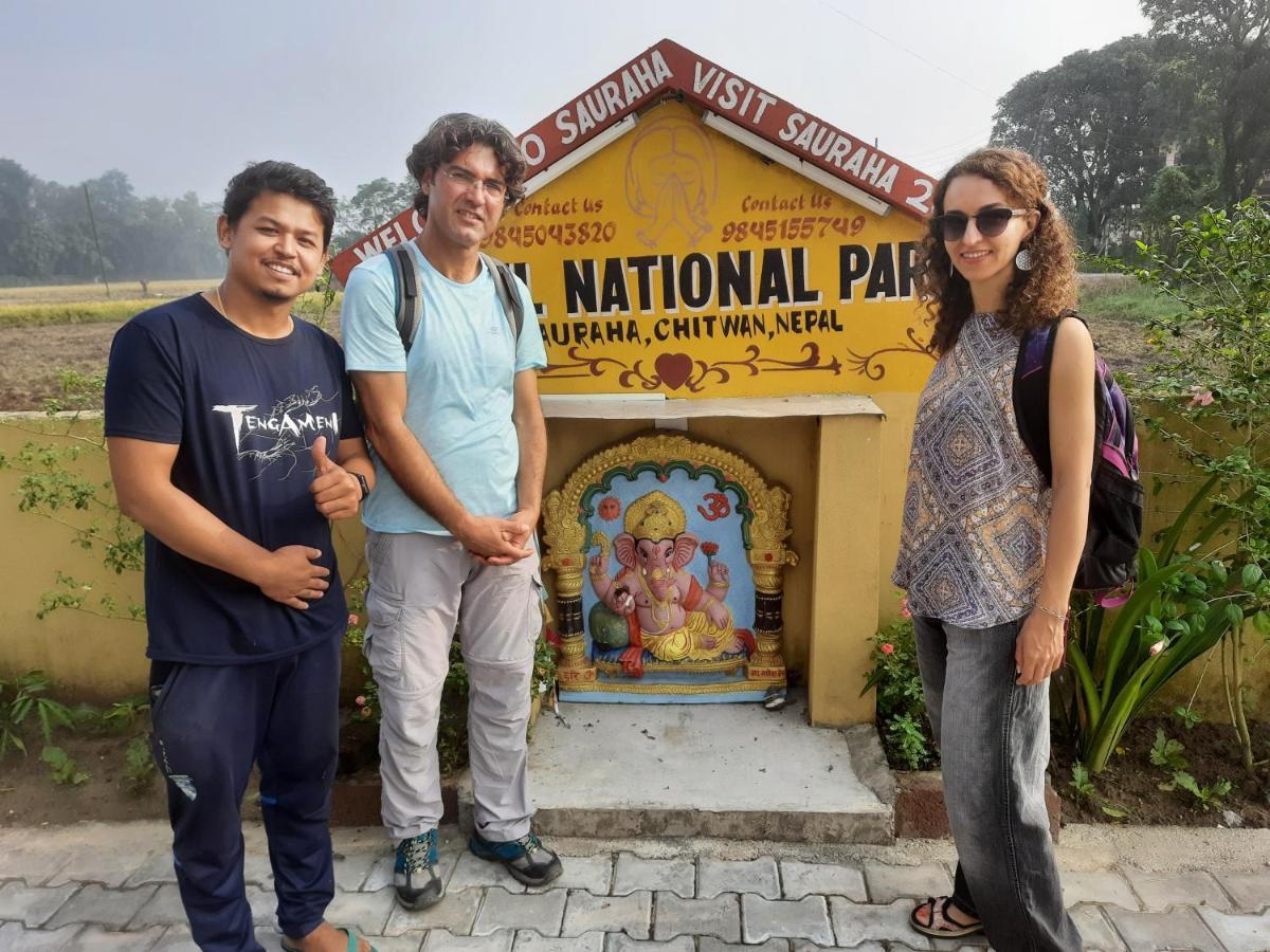 Hotel National Park Sauraha- Homely Stay And Peaceful Location With Jungle Safari Arrangements Eksteriør billede