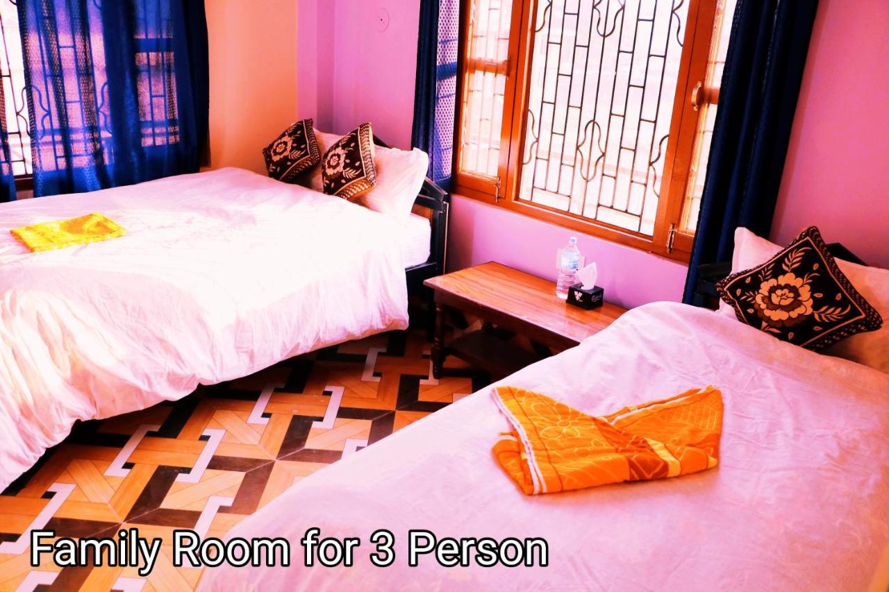 Hotel National Park Sauraha- Homely Stay And Peaceful Location With Jungle Safari Arrangements Eksteriør billede