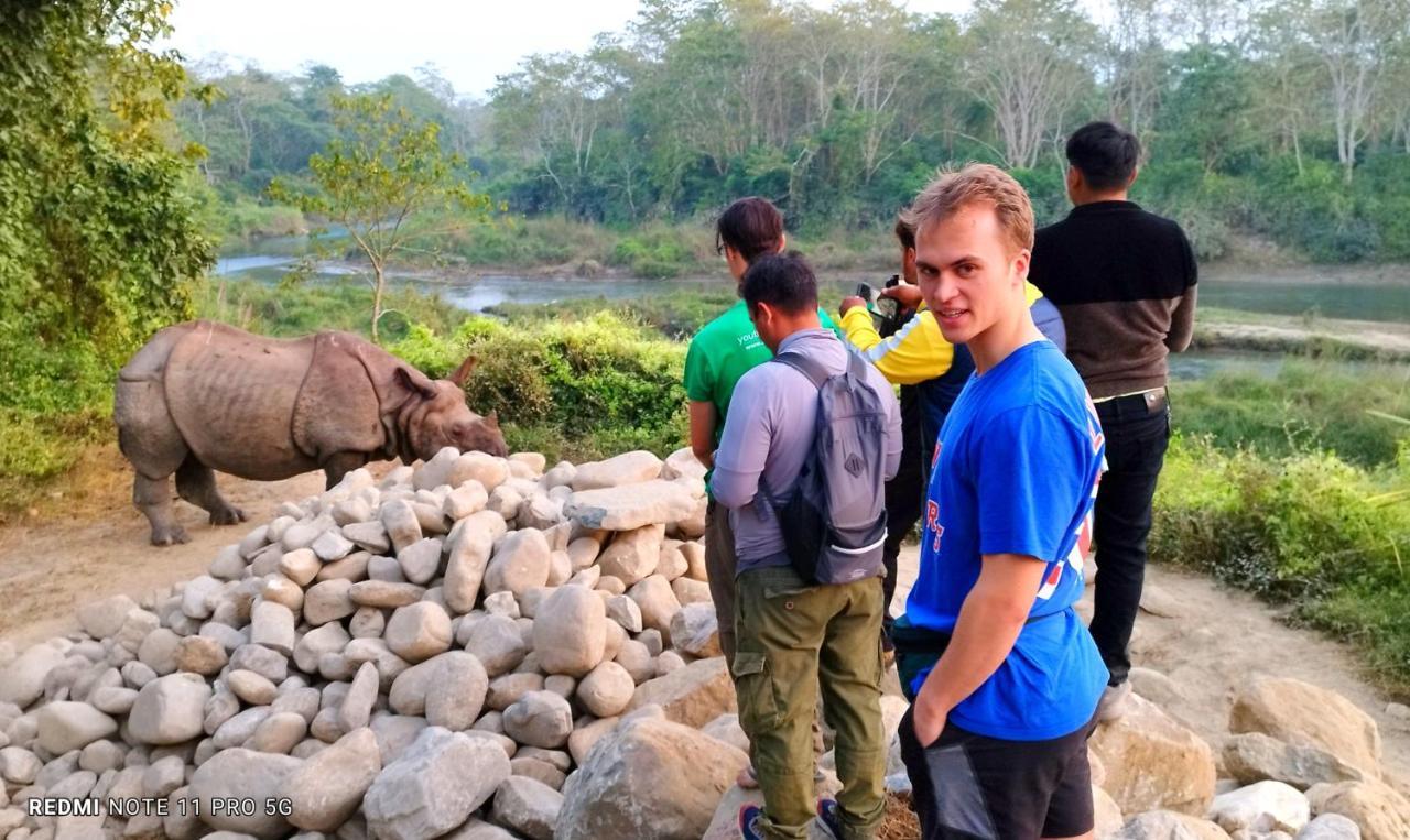 Hotel National Park Sauraha- Homely Stay And Peaceful Location With Jungle Safari Arrangements Eksteriør billede